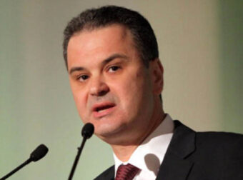 Ξυνίδης: «Tο ΠΑΣΟΚ μπορεί να διεκδικήσει την εξουσία σε 2 χρόνια»