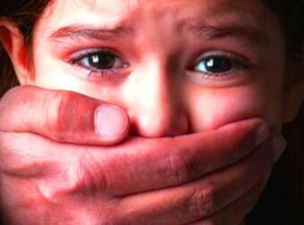 Μεσόγεια: 19χρονος Πακιστανός ασέλγησε σε 5 ετών κοριτσάκι