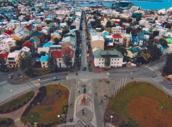 Το επιτυχημένο πείραμα της Ισλανδίας: 4ήμερη εργασία με αποδοχές πενθήμερου
