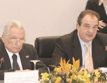 Δύσκολες ώρες για Κώστα Καραμανλή – Μαθεύτηκε πριν από λίγο – «Χάνω έναν πολύ δικό μου άνθρωπο»