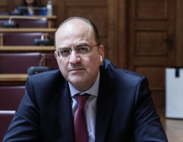 «Καλό ταξίδι λατρεμένε μου…»: Θρήνος – Πέθανε ο Βασίλης Λαζαρίδης