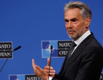 ΣΕ ΚΑΤΑΡΡΕΥΣΗ Η ΚΥΒΕΡΝΗΣΗ – ΠΑΡΑΙΤΕΙΤΑΙ ΚΑΙ Ο ΠΡΩΘΥΠΟΥΡΓΟΣ