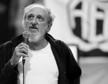 Βαρύ πένθος στην ΑΕΚ: Πέθανε ο εμβληματικός οπαδός και ιδρυτής της Original 21, Δημήτρης Χατζηχρήστος