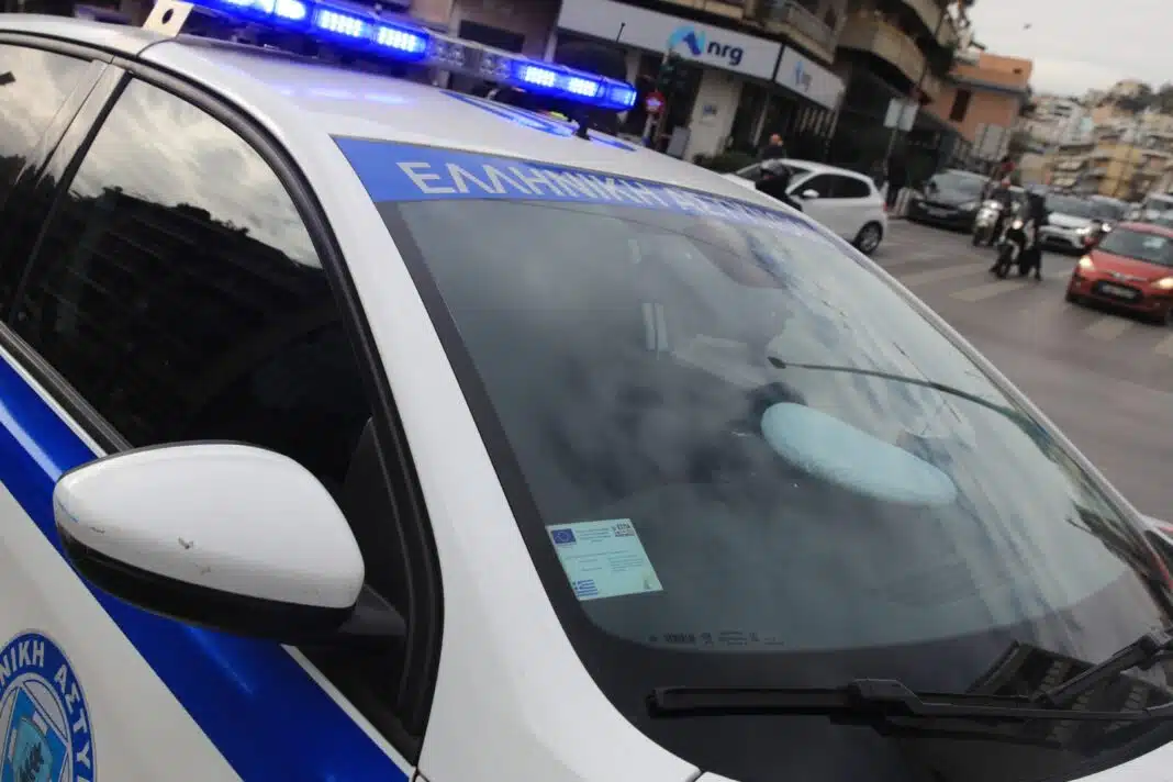 ΣΥΝΕΛΗΦΘΗ ΓΝΩΣΤΟΣ INFLUENCER ΣΤΟ ΚΕΝΤΡΟ ΤΗΣ ΑΘΗΝΑΣ – ΑΥΤΟΣ ΕΙΝΑΙ Ο ΛΟΓΟΣ