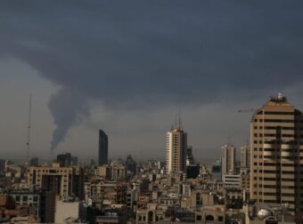 Ισραήλ: Ηχούν σειρήνες εν μέσω πυραυλικής επίθεσης του Ιράν – Εκρήξεις σε Τελ Αβίβ και Ιερουσαλήμ