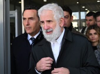 Δίκη Φιλιππίδη: Οι απίστευτες καταγγελίες για Τσαρούχα και η ένταση