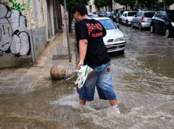 Καιρός: Ξεκίνησε η κακοκαιρία εξπρές – Δείτε που βρέχει τώρα