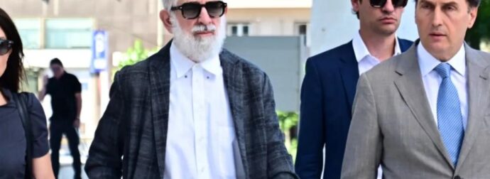 ΠΑΝΕΛΛΗΝΙΑ ΟΡΓΗ: ΣΑΛΟΣ ΜΕ ΑΥΤΟ ΠΟΥ ΕΓΙΝΕ ΣΤΟ ΔΙΚΑΣΤΗΡΙΟ ΓΙΑ ΤΟΝ ΠΕΤΡΟ ΦΙΛΙΠΠΙΔΗ