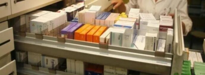 Καρκiνος παχέος εντέρου: Το πασίγνωστο χάπι που μειώνει κατά 24% τον κίνδυνο νόσου