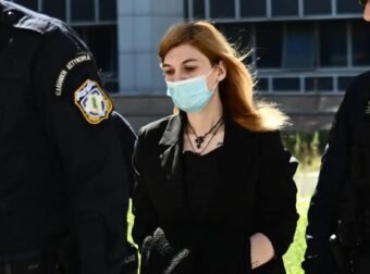 Ρούλα Πισπιρίγκου: «Μέσα» στο κελί της στις φυλακές Θηβών – Δεν κοιμάται και φοβάται πως θα την δηλητηριάσουν