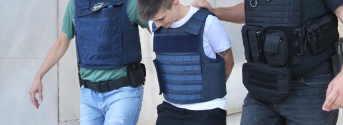 Ειρήνη Μουρτζούκου: Η αστυνομικός που την «ξεκλείδωσε» – Εύθραυστη η ψυχολογία της, αναζητά τη μητέρα της