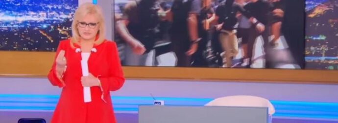 Αγγελική Νικολούλη: Φόρεσε το κόκκινο σακάκι στο «Φως στο Τούνελ» και έγινε χαμός στο Twitter: «Τρεις και μία τους πάει με την Αγγελική»