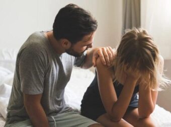 7 πράγματα που νιώθει μια γυναίκα όταν σταματά να αγαπά τον σύντροφό της