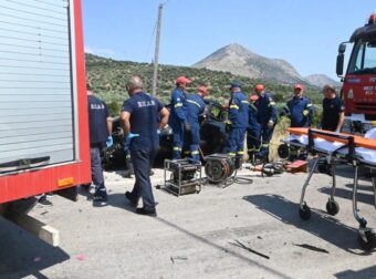 Τροχαίο δυστύχημα με πολλούς νεκρούς – Συναγερμός στα σθενοφόρα του ΕΚΑΒ (ΕΙΚΟΝΕΣ)