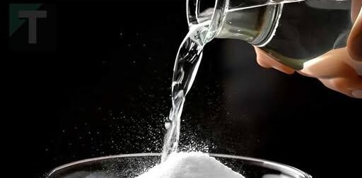 Ανακατέψτε μαγειρική σόδα και ξύδι σε ένα μπουκάλι σπρέι – Δεν θα σταματήσετε να το χρησιμοποιείτε