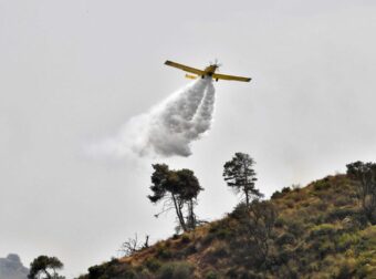 ΕΚΤΑΚΤΟ ΤΩΡΑ: ΣΥΝΕΤΡΙΒΗ ΠΥΡΟΣΒΕΣΤΙΚΟ ΑΕΡΟΣΚΑΦΟΣ ΜΕΤΑ ΤΗΝ ΑΠΟΓΕΙΩΣΗ – 4 ΝΕΚΡΟΙ