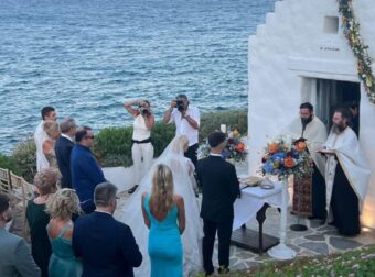 Μόλις παντρεύτηκε το πιο αγαπημένο ζευγάρι της ελληνικής showbiz – Οι πρώτες φωτογραφίες