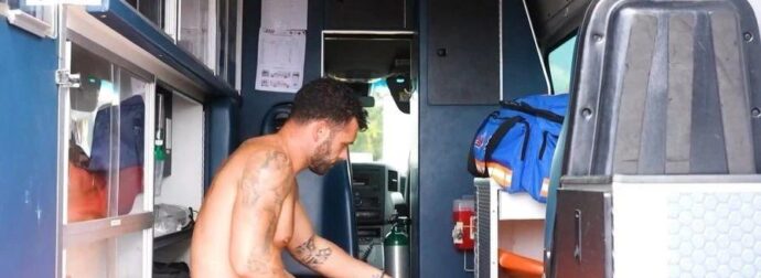 Exathlon: Μεταφέρθnκε εσπευσμένα με ασθενοφόρο ο Στάθης Σχίζας