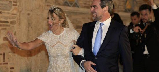 Σύννεφα στον γάμο Χρυσής-Νικολάου… ή κάτι άλλο; Το ακυρωμένο πάρτι στην Πάτμο και τα πηγαδάκια