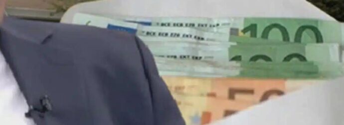 Χειροπέδες στον διευθυντή της καρδιοχειρουργικής του Ιπποκράτειου