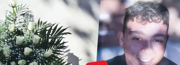 Σπαραγμός στην κηδεία του 17χρονου Γιώργου που σκοτώθηκε στον ΒΟΑΚ – Σε λευκό φέρετρο η σορός