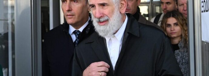 Βγάζει σύνταξη ο Πέτρος Φιλιππίδης – Πόσα χρήματα θα παίρνει