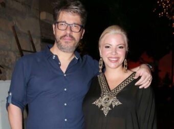 Τους «τρέμει» ο Χάρης Βαρθακούρης: Αυτοί είναι οι γονείς της Αντελίνας Τελώνη και πεθερικά του (photos)