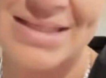 Σάλος με το σχόλιο: «Ο Χριστός και η μάνα του – Η Σκορδά χωρίς φίλτρα στο πλατό…είναι ίδια ο Χαραλαμπόπουλος σε ξανθό»