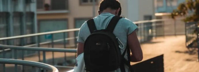 Έκτακτο διπλό επίδομα σε μαθητές: 186 ευρώ κάθε εβδομάδα και 9 ευρώ τη μέρα για φαγητό – Έως τις 12 Οκτώβρη οι αιτήσεις