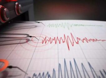 ΙΣΧΥΡΟΣ ΣΕΙΣΜΟΣ ΤΩΡΑ ΣΤΗΝ ΑΤΤΙΚΗ