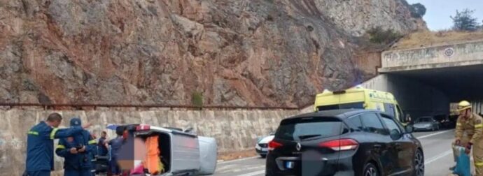 ΤΡΑΓΩΔΙΑ ΠΡΙΝ ΛΙΓΟ: Δύο νεκροί μετά από σφοδρή σύγκρουση αυτοκινήτων