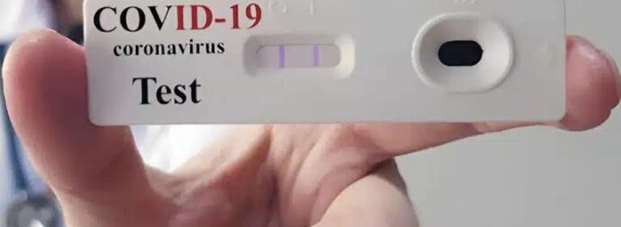 Το οξύ σύμπτωμα της νέας μετάλλαξης του κορονοιού: "Όλοι λένε ότι δεν υποφέρεται"