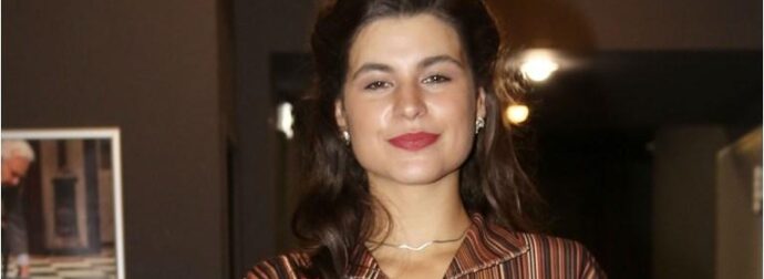 Δανάη Παππά: Η 1η ανάρτηση και οι 4 λέξεις μετά το viral βίντεο που την δείχνει αγκαλιά με με τον Μπισμπίκη, σε γλέντι πριν το τροχαίο