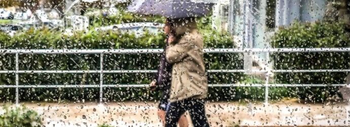 Αγριεύει κι άλλο ο καιρός: Έρχονται ΧΙΟΝΙΑ από αύριο – Προειδοποιούν για έντονα φαινόμενα 3 μετεωρολόγοι – Χάρτες με τις «κόκκινες» περιοχές