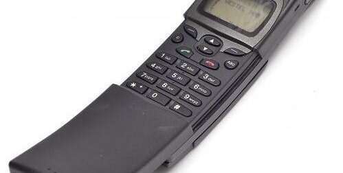 Ελέγξτε καλά τα συρτάρια σας: Πέντε παλιά κινητά που σήμερα μπορεί να αξίζουν μια μικρή περιουσία