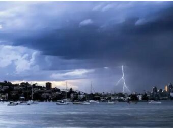 Καιρός: Ετοιμαστείτε! Έρχεται η… «Βαρβάρα» σε λίγες ώρες – Οι «κόκκινες» περιοχές που θα «χτυπηθούν»