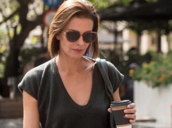 Συγκλονίζει η Τζίνα Αλιμόνου: «Με χαστούκισε, με έσπρωξε και με…»