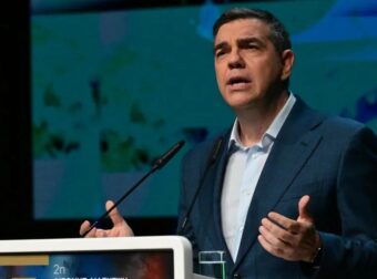 ΤΕΛΟΣ Ο ΑΛΕΞΗΣ ΤΣΙΠΡΑΣ