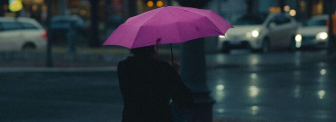 Άνοιξαν οι ουρανοί στην χώρα μας – Δείτε που βρέχει τώρα