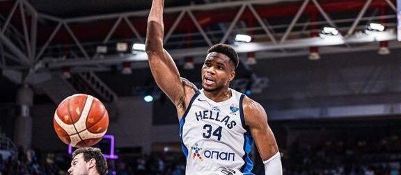 Ο Γιάννης Αντετοκούνμπο ξέσπασε για δημοσιεύματα που αφορούν τα παιδιά του