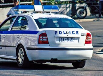 Φοινικούντα: Ραγδαία εξέλιξη – Στη ΓΑΔΑ για να παραδοθεί ο συνεργός της διπλής δολοφονίας