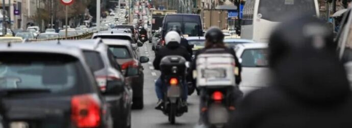 ΣΥΜΒΑΙΝΕΙ ΤΩΡΑ: Xαμoς στην Αθήνα – Δεν ξανάγινε