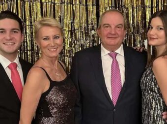 Κώστας Καραμανλής: Η σπάνια εμφάνιση της κόρης του, Αλίκης Καραμανλή στο πλευρό του πατέρα της