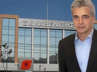 Την ξέρει όλη η Ελλάδα, κανείς όμως δεν ξέρει ότι είναι γυναίκα του: Η πασίγνωστη ξανθιά κυρία της Αθήνας που έχει παντρευτεί ο Σκλαβενίτης