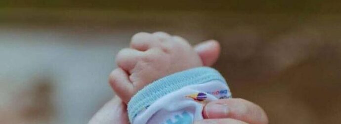 Βρέφος έπεσε από την κούνια του και νοσηλεύεται στην Εντατική