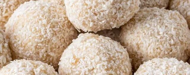 Χριστουγεννιάτικο Γλυκό: Χιονούλες με καρύδα και λευκή σοκολάτα