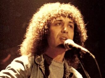 Πέθανε ο Γιώργος Ψωμόπουλος της θρυλικής ελληνικής ροκ μπάντας, Magic De Spell