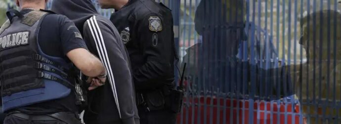 Μαθεύτηκε όλη η αλήθεια για τον 18χρονο μητροκτόνο – Σοκάρουν τα λόγια του – Αυτός είναι ο λόγος που σκότωσε την ίδια του την μήτέρα