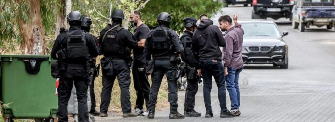 Ανείπωτη Τραγωδία στη χώρα μας: Βαπτίστηκαν τα τρια παιδιά του νεκρού 39χρονου για να μπορέσουν να τον κηδέψουν