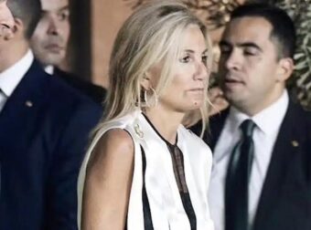 H Μαρέβα τους τάπωσε όλους: Η αποστομωτική απάντηση της για το φόρεμα σφουγγαρίστρα-χαρτί υγείας που προκάλεσε σάλο